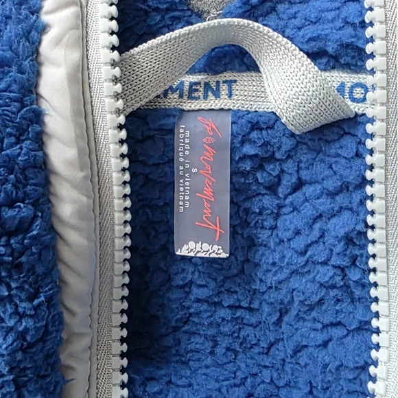 Free people mountain high, half zip pull over. NWT. Size Small. Price Firm. - Picture 5 of 6